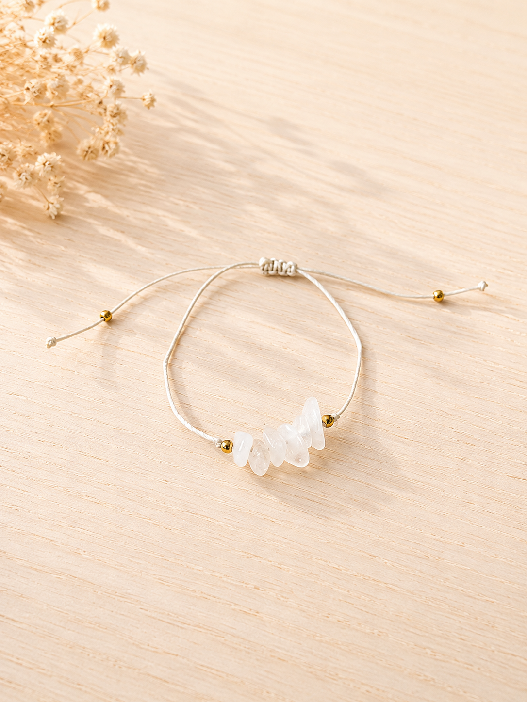 Pulsera de Hilo con Cuarzo Blanco