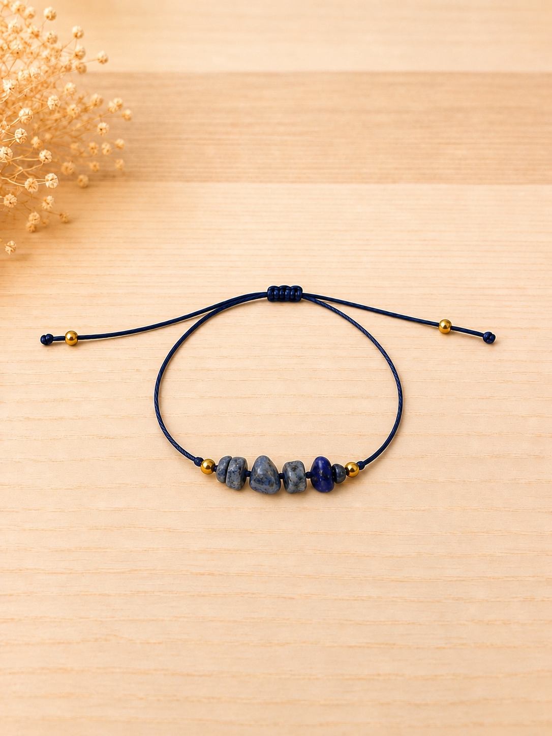 Pulsera de Hilo con Lapislázuli